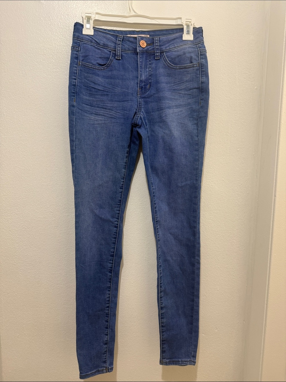 SO Women's Blue Skinny Jeans - Mid to Dark Wash